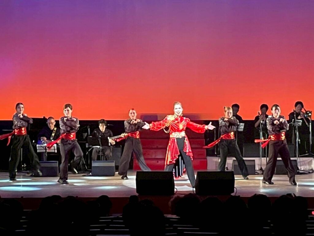 LINE_ALBUM_20250919輝沙羅コンサート2025このショーは愛だ_250924_42