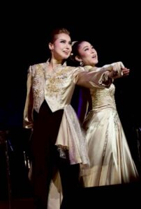 LINE_ALBUM_20250919輝沙羅コンサート2025このショーは愛だ_250924_24