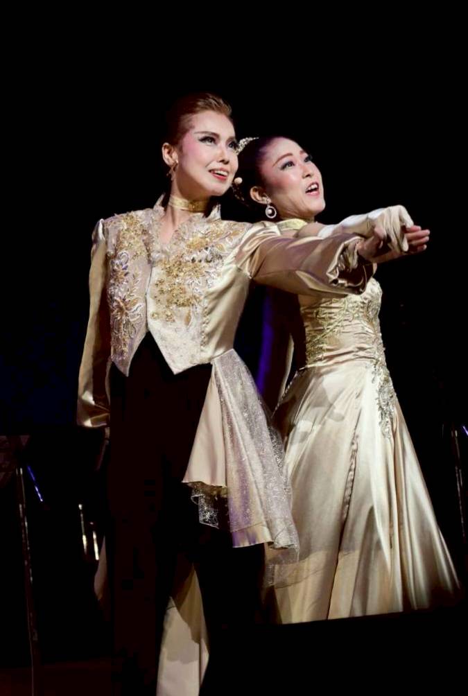 LINE_ALBUM_20250919輝沙羅コンサート2025このショーは愛だ_250924_24