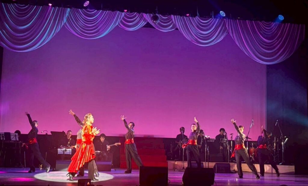 LINE_ALBUM_20250919輝沙羅コンサート2025このショーは愛だ_250924_45